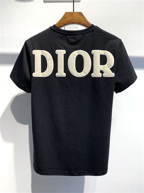 Dior T